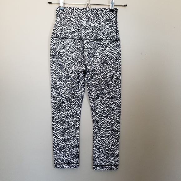 Lululemon Wunder Under Crop (Hi-Rise) Rare Mosaic - Picture 8 of 12